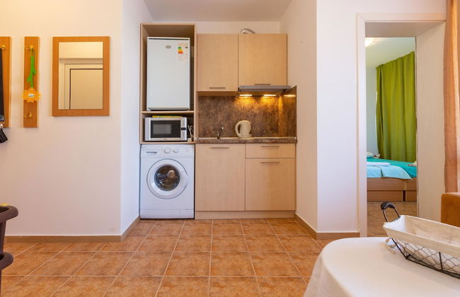 Apartment in Vista Del Mar - Photo 7