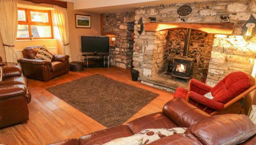 Pant Teg Farm - Photo 3