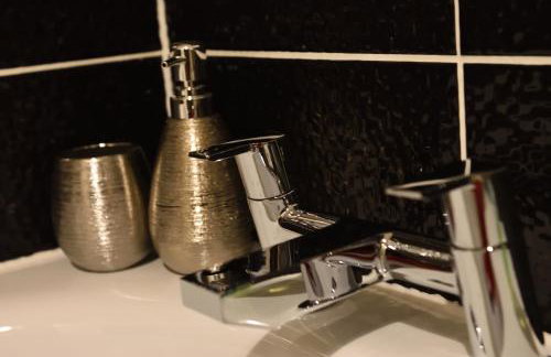 StayNEC Coach House Birmingham - For Company, Contractor & Leisure Stays - NEC, HS2, JLR, Airport - Foto 69