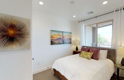 Townhome w Private Hot Tub Air Hockey and more - Foto 8