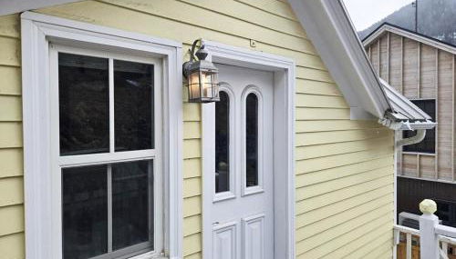 Charming Downtown Apartment in Victorian Home with Mountain Views - Foto 3