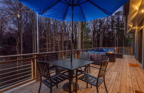 Spacious 4BR Mountain Retreat for 16 in Fairview - Foto 10