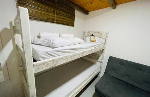 Apartamento 01 · 1Km Bus Station/2.5Km Airport/Air Cooler - Foto 19