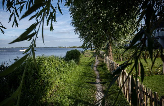 Unique Houseboat on and Around the Sneekermeer - Foto 69