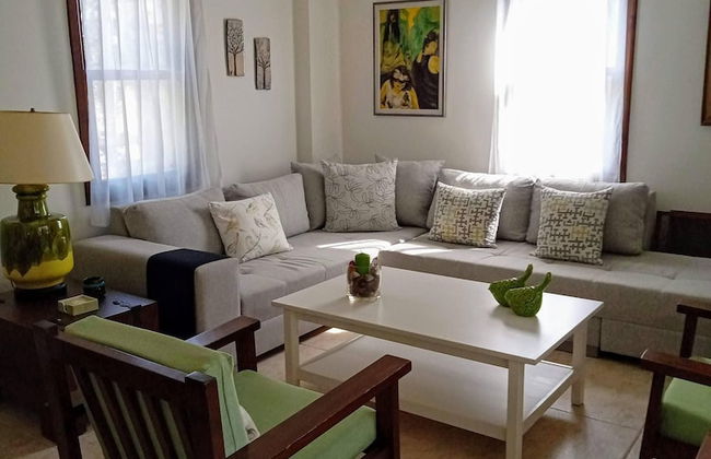 Olivia Houses 2 Worth to Look At - Photo 9