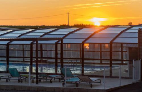 Chalet en bois 3 chambres dans domaine sécurisé avec piscine chauffée - FR-1-783-13 - Foto 30
