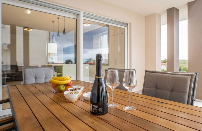 Spacious Povljana Apartment With Sea View and Terrace - Foto 15