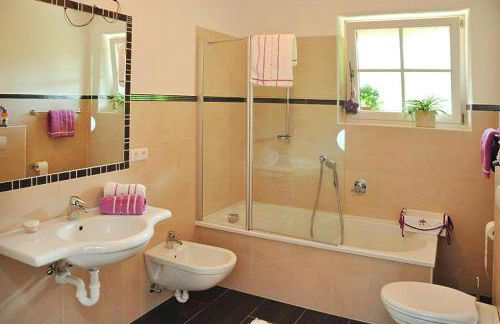 Apartment in Brixen with Pool & Dolomites Views - Foto 4