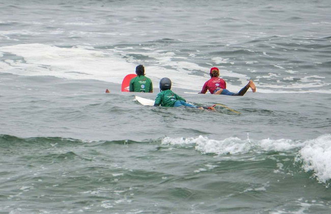 Curso de surfe em San Bartolo - Foto 7