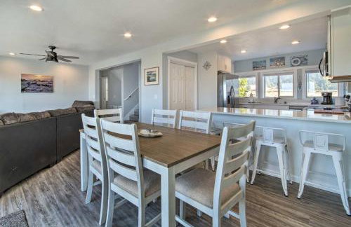 Gold Beach Home with Hot Tub, quarter Mi to Beach! - Foto 7