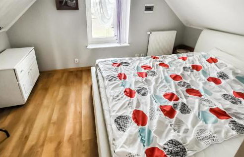 Gorgeous Apartment In Stezyca With Wifi - Photo 8