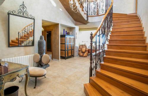 Villa Leandro, First Line Villa with amazing sea views and private access to the sea! - Photo 11