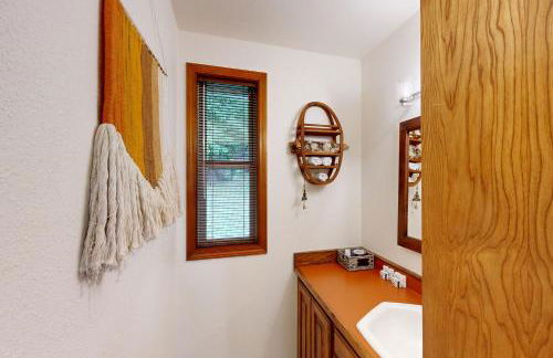 The Pony Creek Forest Retreat - Photo 17