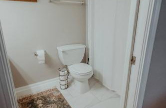 Stylish City Condo Near Top Restos & Nightlife - Foto 33