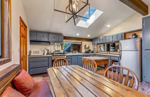 Secluded Tahoe Retreat Near Trails and Beach - Foto 12