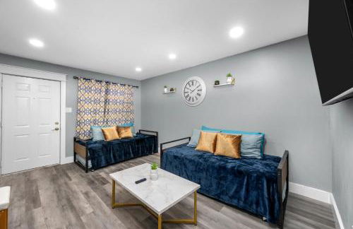 Cozy 1BR King Bed with Pool and Free Park - Foto 6