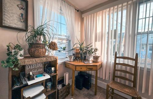 Perfect full private first floor home with convenient amenities - Foto 20