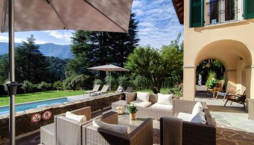 Villa Riva - by MyHomeInComo - Foto 2, sunbed