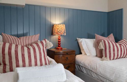 Farriers Cottage-Tranquil Haven, Central Location! - Photo 32