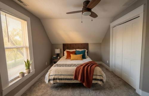 Sweet Cottage near Downtown DSM - Foto 8