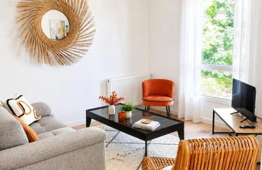Evasion chic au coeur de la ville et proche plage - Garage privé - Foto 3