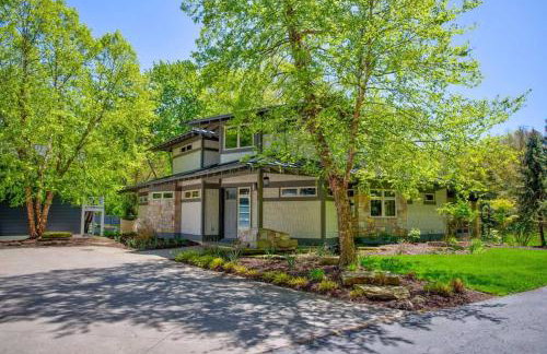 Beautiful Lakescape-4 BR Home with Heated Pool & Rec Space-Family Friendly - Foto 37