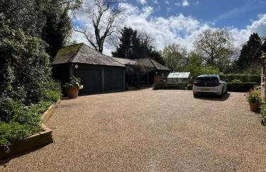 Sissinghurst Stables A comfortable country home in the Garden of England and just one hour from London - Foto 42