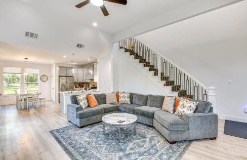 Fire Pit and Grill Lakeside Gun Barrel City Home! - Foto 5