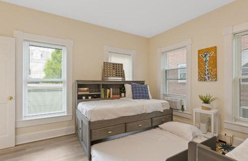 Skyrise Two Stories - Centrally Located - Foto 21