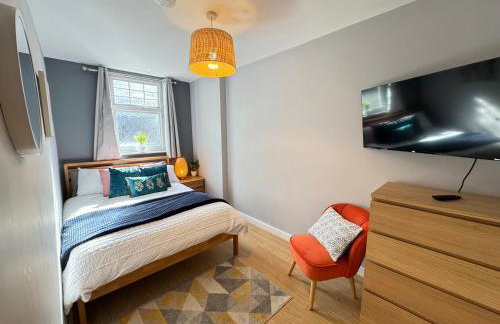 Very Large Central Property - Foto 8