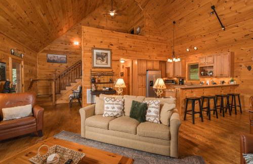 Cabin with amazing long-range mountain views, hot tub, fire pit, EV connection - Foto 28