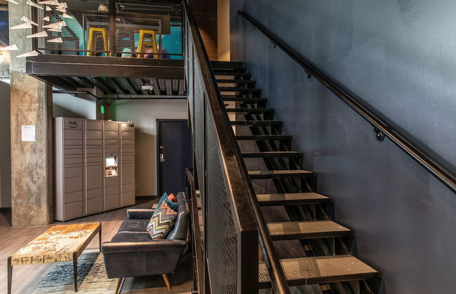 Domicile Suites at Cove - Photo 2