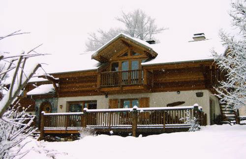 Charmant 2 Pièces + Coin Montagne - Parking Privé, WiFi, Proche Pistes - FR-1-762-31 - Foto 12