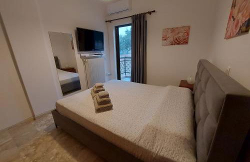 Seaside Apartment with parking in Melissi - Foto 8