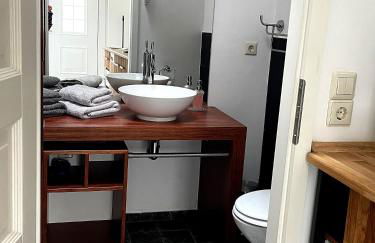 FEWO im Kneipenviertel Altkötzschenbroda - Foto 8