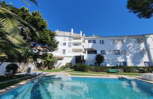 SOLETE - Apartamento con vistas, acceso directo al mar, piscina y parking by Redi - Photo 7