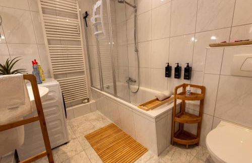 Zentrale Ferienwohnung mit Blick auf den See inklusive Parkplatz und Internet Geschäftsreisende willkommen - Foto 57