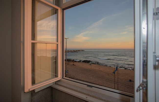 Liiiving in Porto Luxury Beachfront Apartment III - Foto 55
