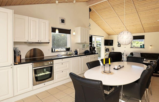 10 Person Holiday Home in Frostrup - Photo 10