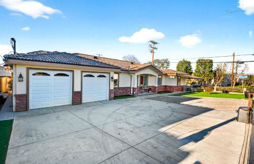 Spacious 9BR Home with Parking and Near DTLA - Foto 7