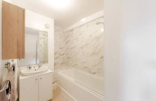 Spacious Two Double Bedroom Flat - Foto 14