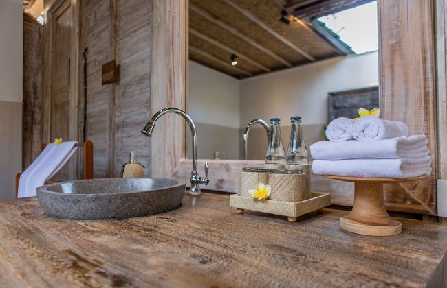 Wooden Ganeca Villas by GenuineHost - Foto 22