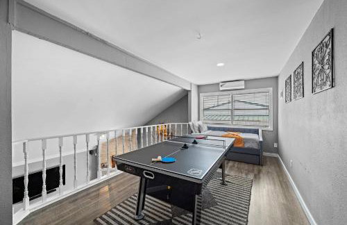 Houston Pool Escape Games WiFi Parking Pet - Foto 4