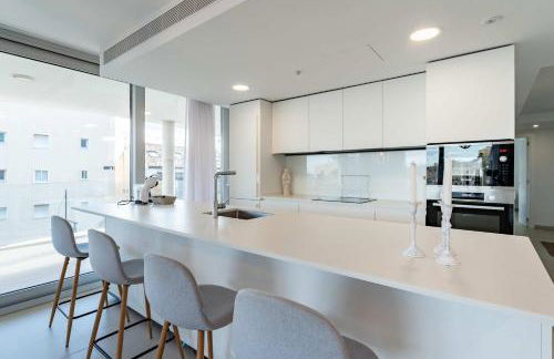 THE WAVE Apartamento de lujo con vistas al mar y parking privado - Foto 18