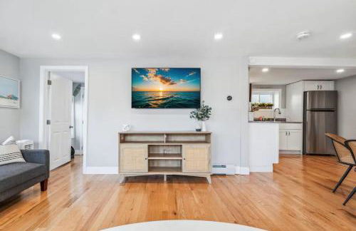 Beachfront Parking Salisbury Beach Retreat - Foto 10