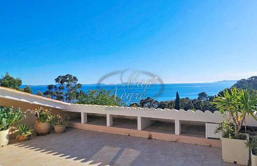 Appartement T2 pour 4 personnes avec terrasse et vue mer proche de la plage du Rayol - Foto 1