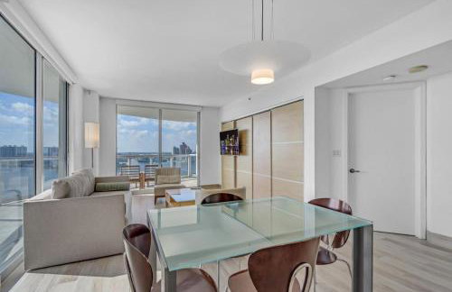Steps to the Sand Beachfront Escape- 25th Floor Views - Foto 45