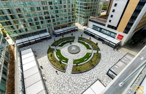 Luxury 2-bed In central MK By Valore Property Services - Photo 25