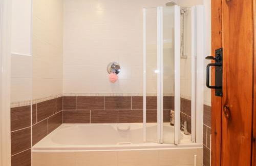 Garden Cottage - Photo 15