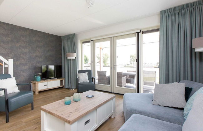 Modern Holiday Home With a Terrace by Water - Foto 5